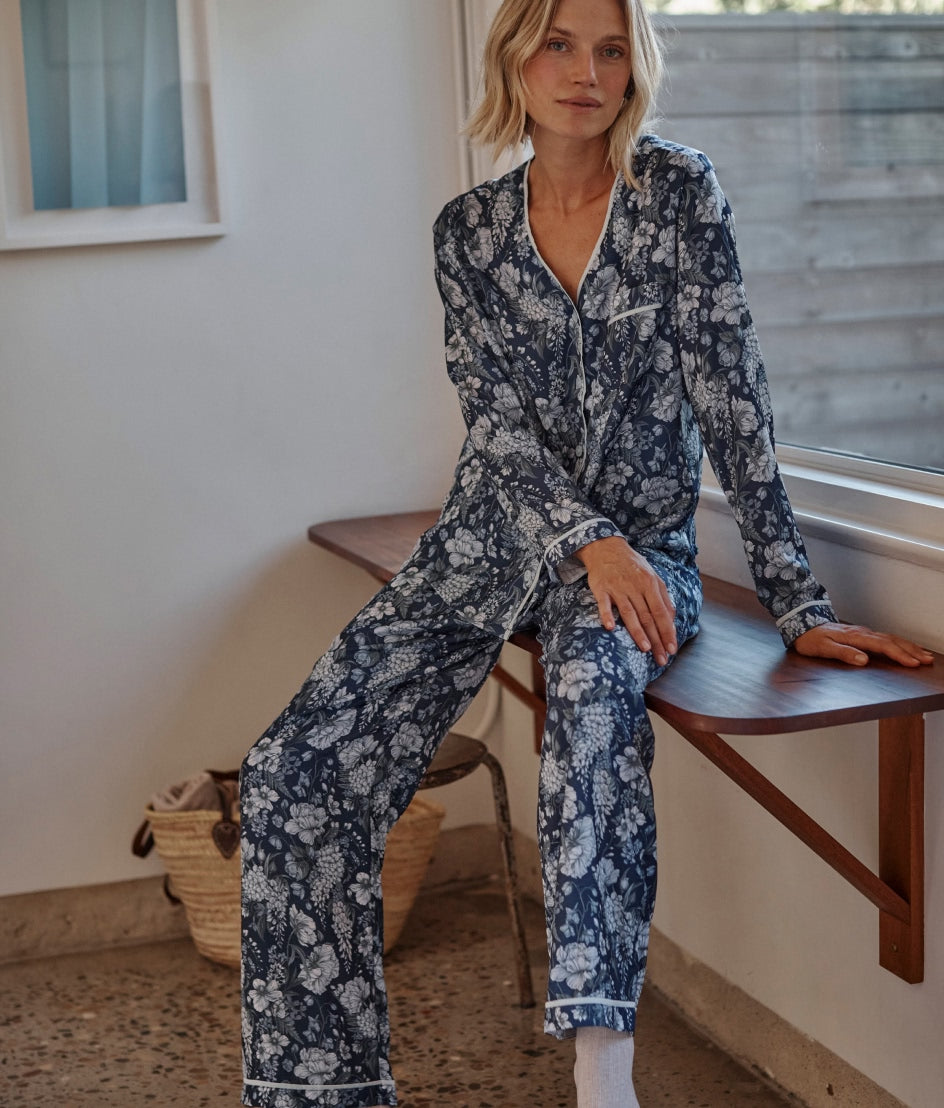 The Silky Luxe Pajama Set - Wisteria Floral Navy
