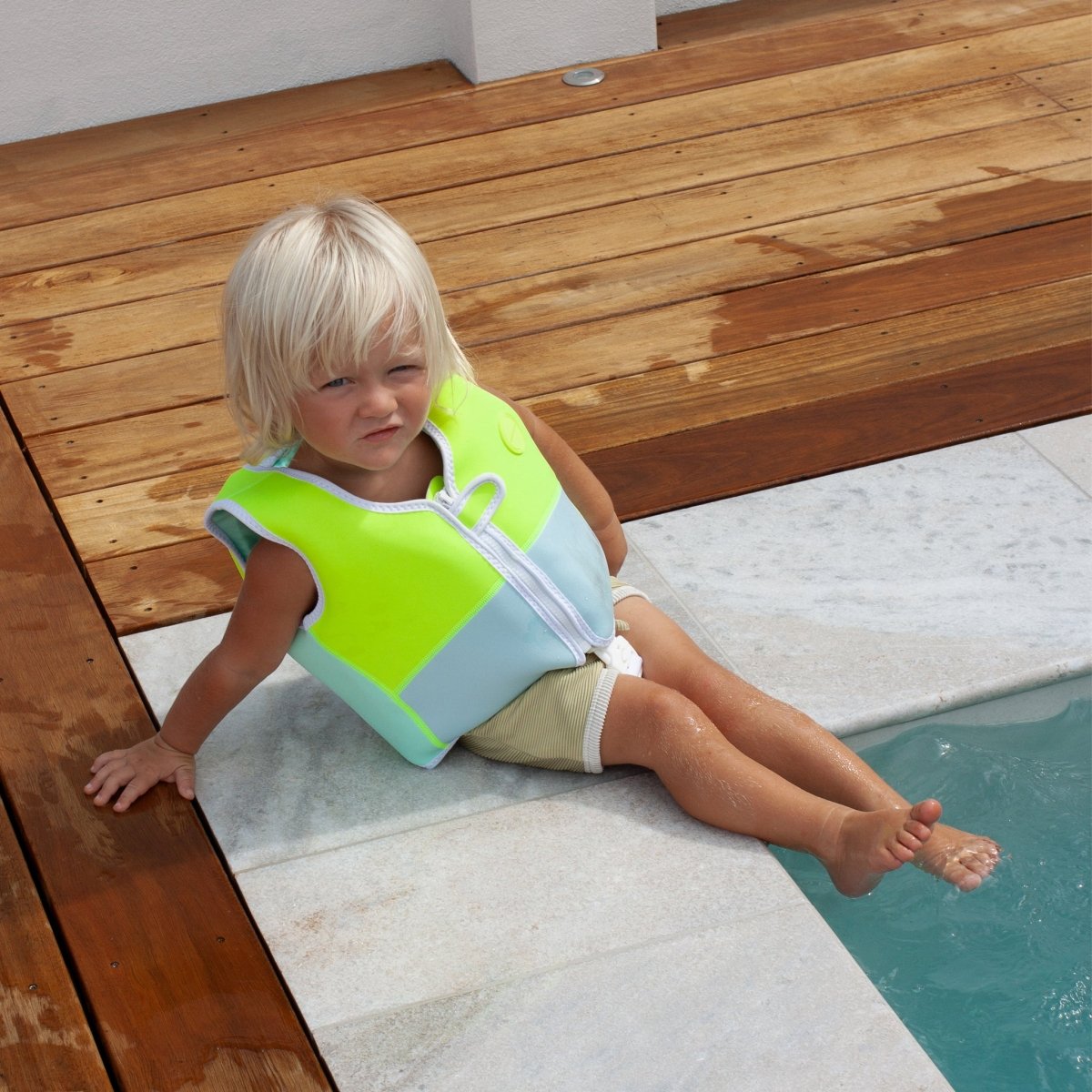Kids Swim Vest 1-2 - Salty the Shark Neon Yellow