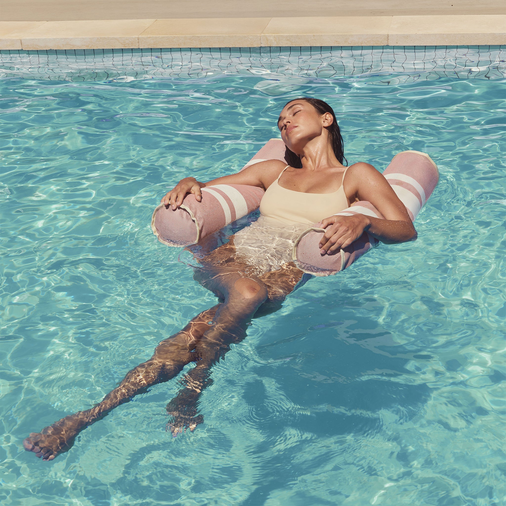 Mesh Hammock Float - Tierra Clay Stripe