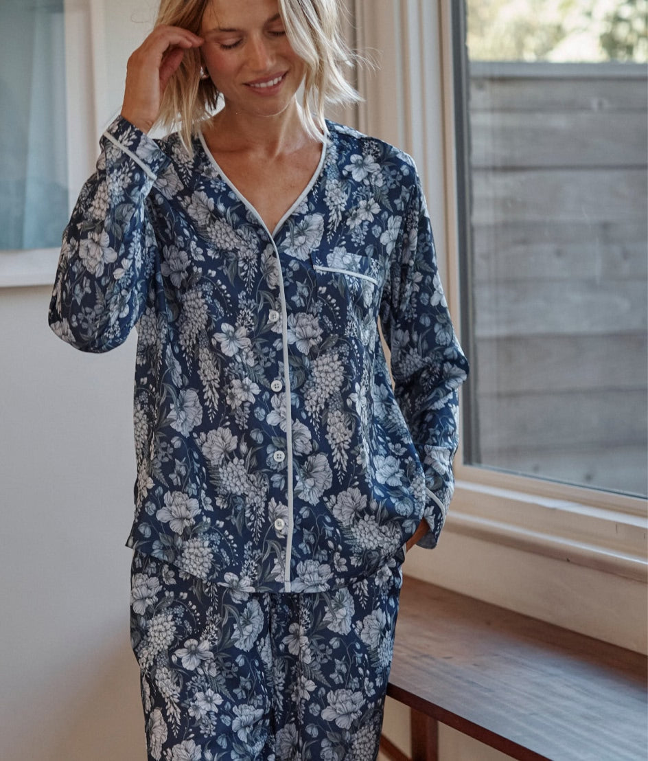 The Silky Luxe Pajama Set - Wisteria Floral Navy