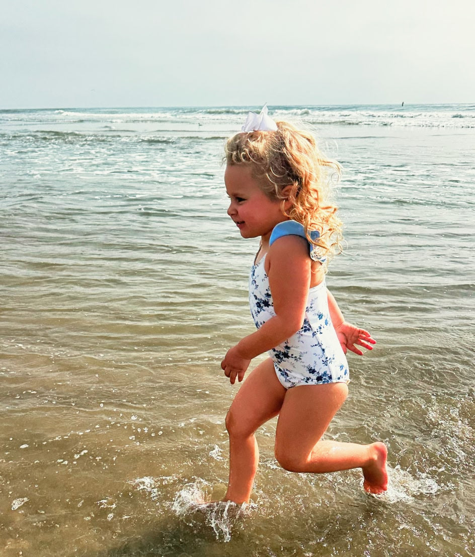 The Girls' Ruffle One Piece - Amelie Floral