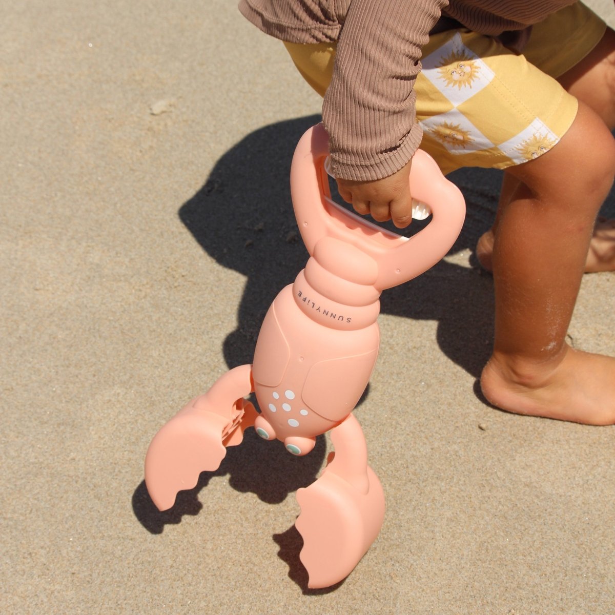 Lobster Sand Claws - Coral